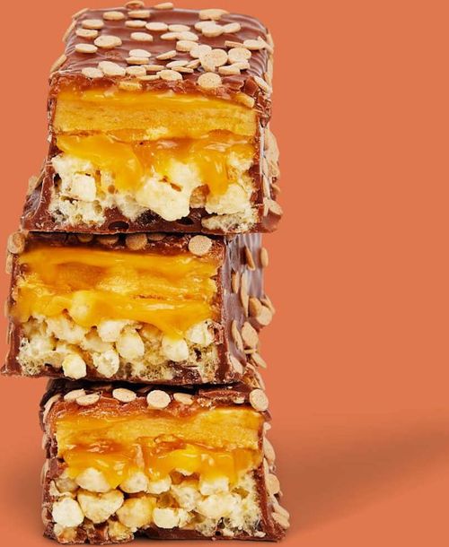 MyProtein  Tyčinka Crispy Layered Bar - Čokoláda a Karamel